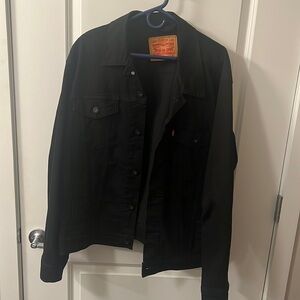 LEVIS black denim jacket. XL.